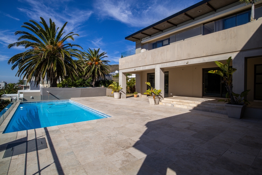 To Let 6 Bedroom Property for Rent in Bantry Bay Western Cape